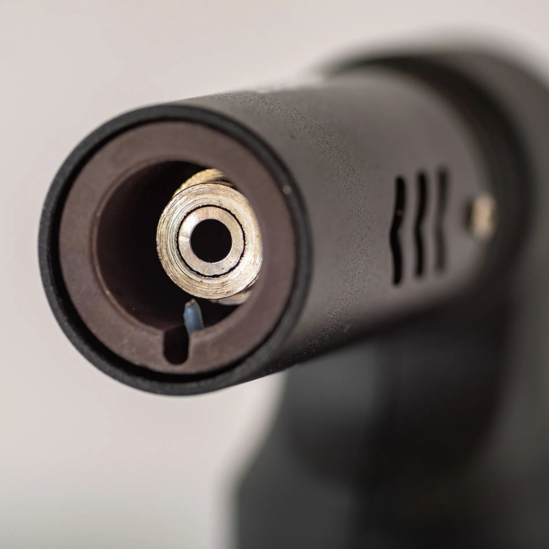 Green Bob Mini Bunsenbrenner PRO - Perfekt für deinen Phönix Aktivkohlefilter und mehr von Green Bob – Feuerzeug für nachhaltigen Genuss